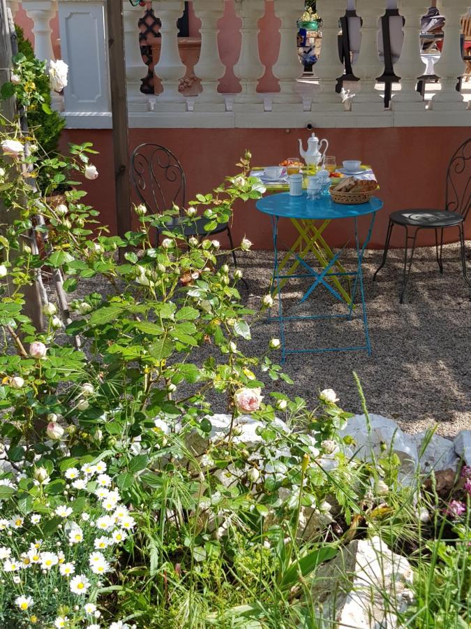 Mas D'Azur Bed & Breakfast Roquefort Les Pins Ngoại thất bức ảnh